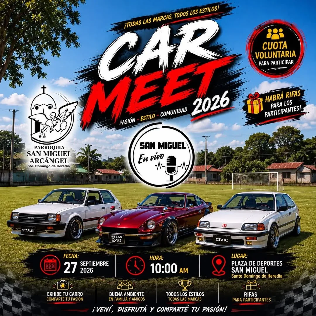 Exhibición de autos en la Plaza de Deportes San Miguel, Santo Domingo de Heredia, con rifas y ambiente familiar.
